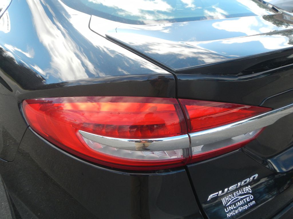 2017 Ford Fusion Image 44