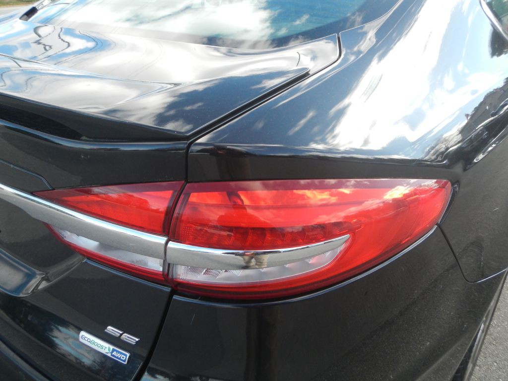 2017 Ford Fusion Image 45