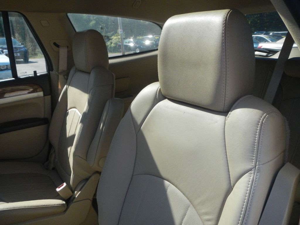 2012 Buick Enclave Image 5