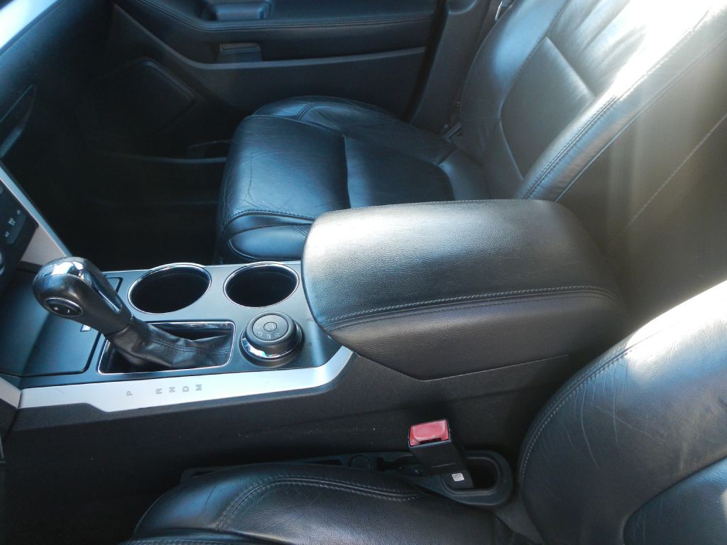2014 Ford Explorer Image 17