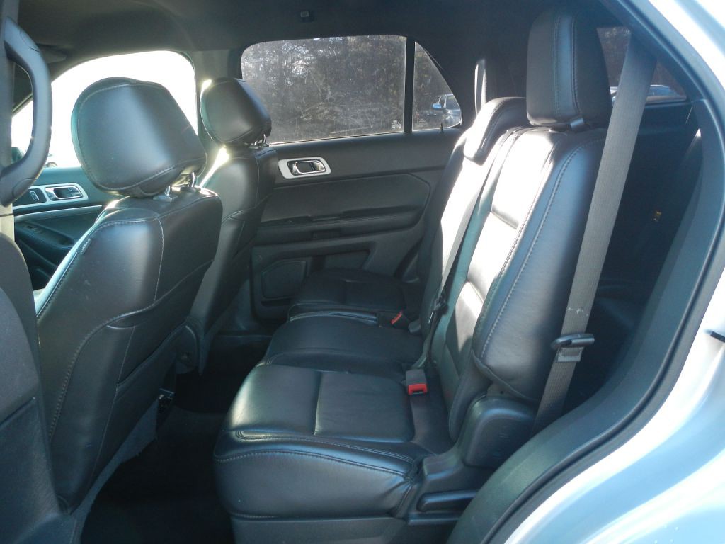 2014 Ford Explorer Image 19