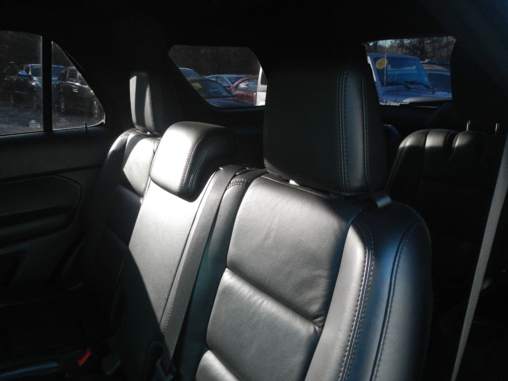 2014 Ford Explorer Image 20
