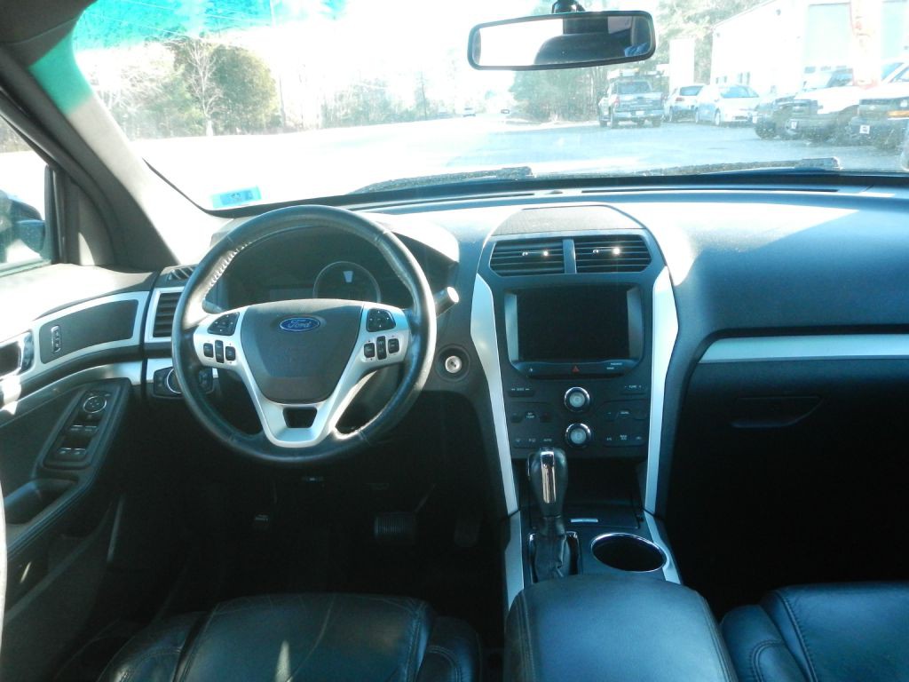 2014 Ford Explorer Image 22