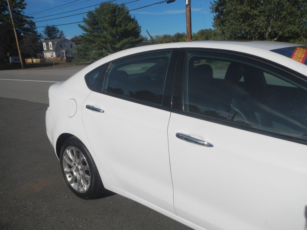 2013 Dodge Dart Image 13