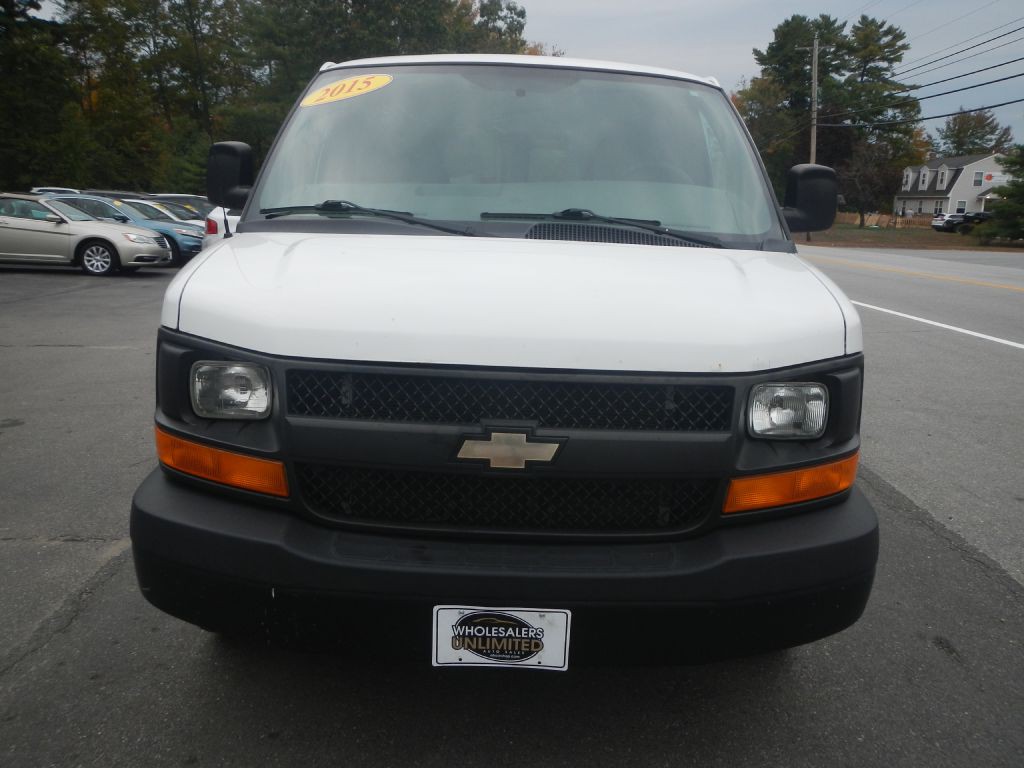2015 Chevrolet Express Image 10
