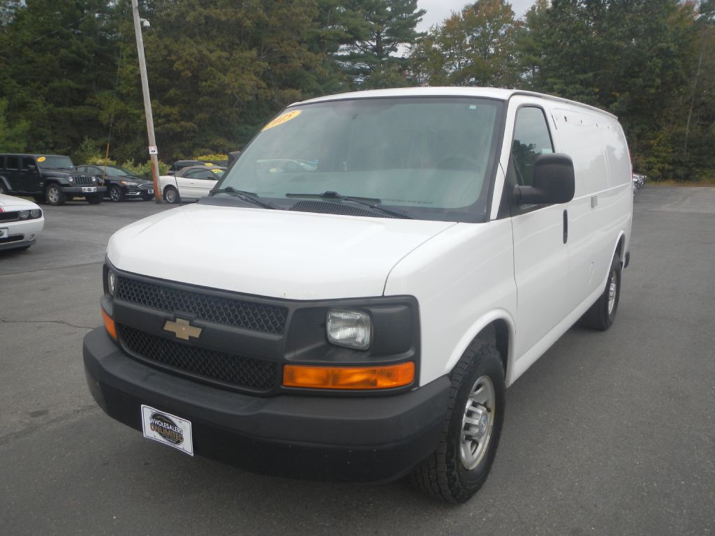 2015 Chevrolet Express Image 43