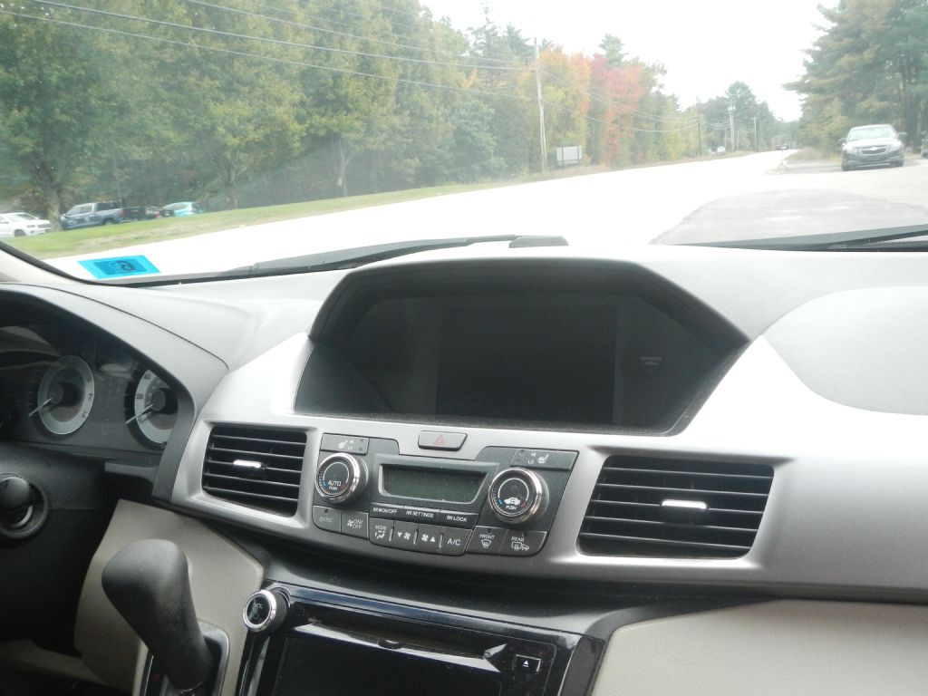 2015 Honda Odyssey Image 20