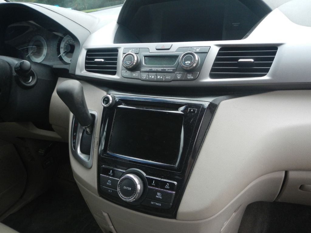 2015 Honda Odyssey Image 21