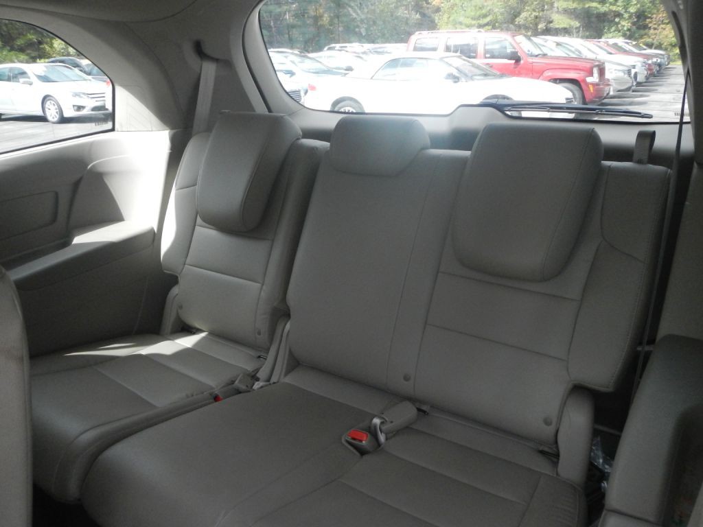 2015 Honda Odyssey Image 37