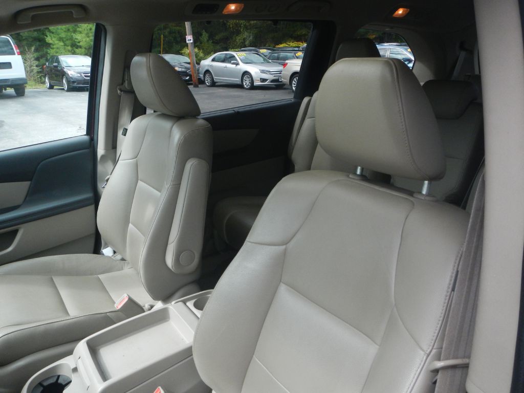 2015 Honda Odyssey Image 46