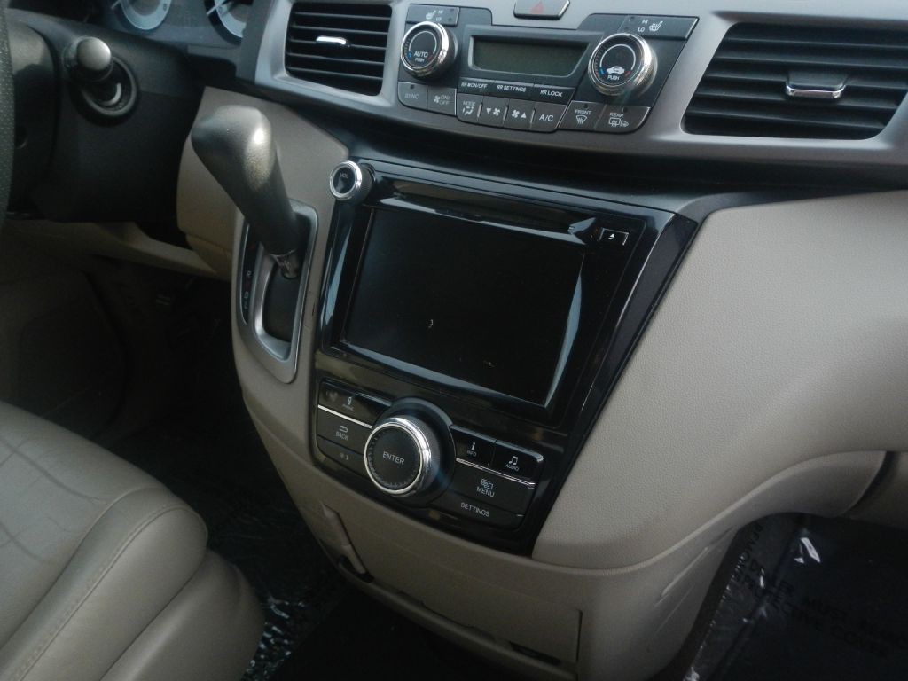 2015 Honda Odyssey Image 25