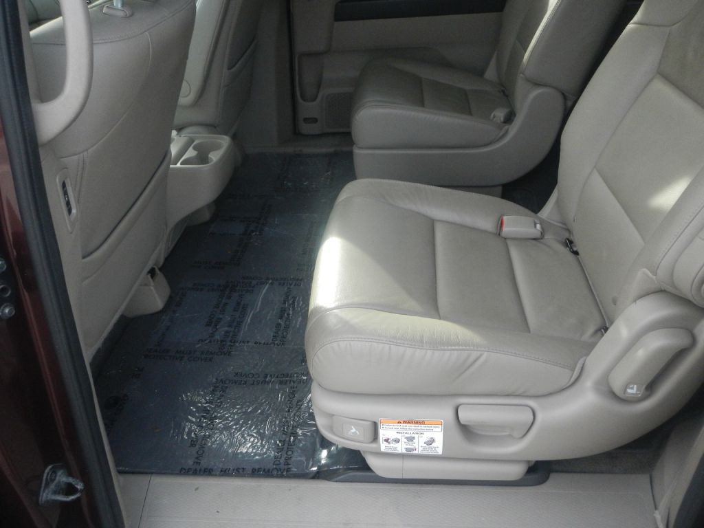 2015 Honda Odyssey Image 46