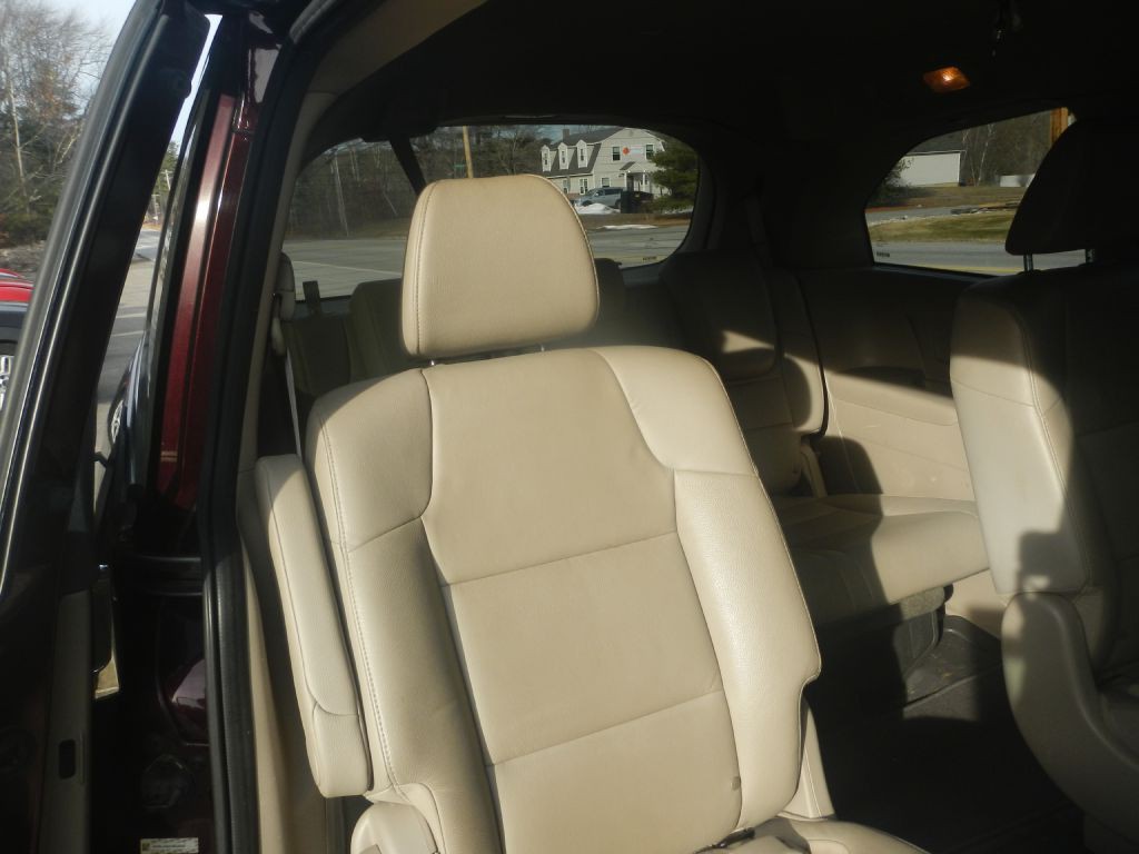 2015 Honda Odyssey Image 5