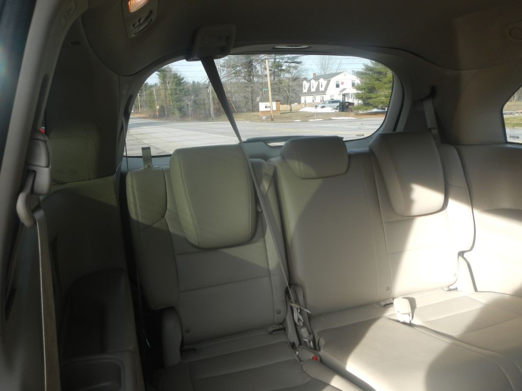 2015 Honda Odyssey Image 6