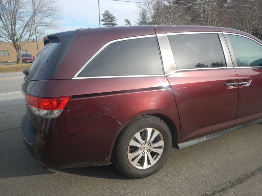 2015 Honda Odyssey Image 17