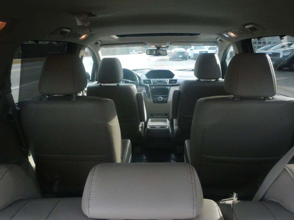 2015 Honda Odyssey Image 40