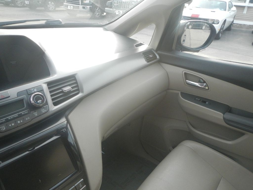 2015 Honda Odyssey Image 53