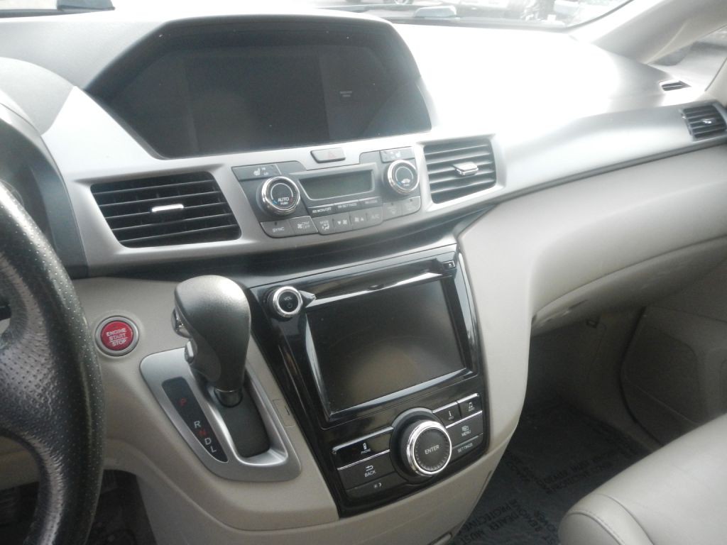 2015 Honda Odyssey Image 54
