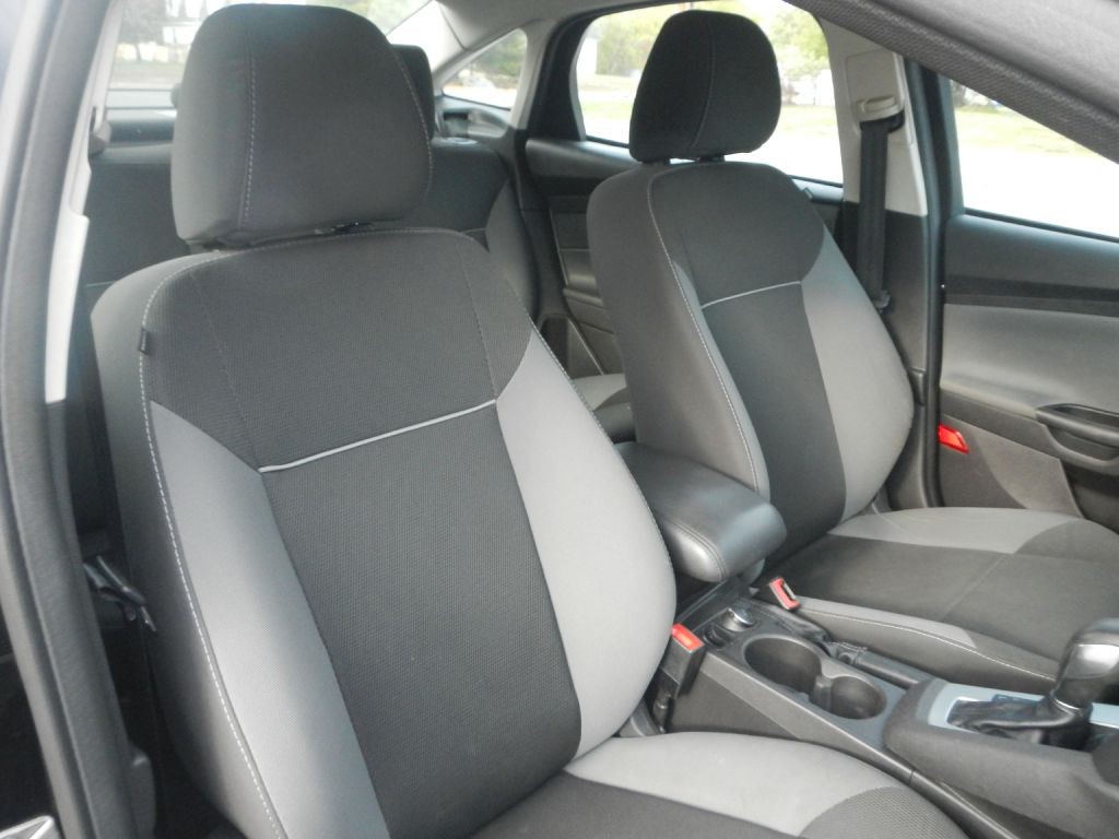 2014 Ford Focus Image 9