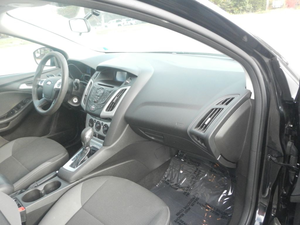 2014 Ford Focus Image 10