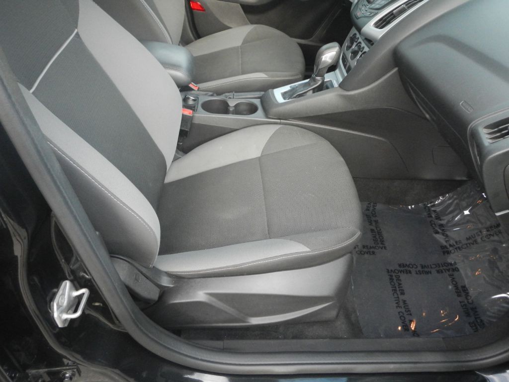 2014 Ford Focus Image 20