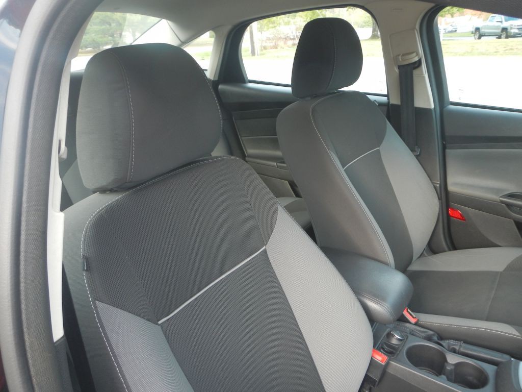 2014 Ford Focus Image 21