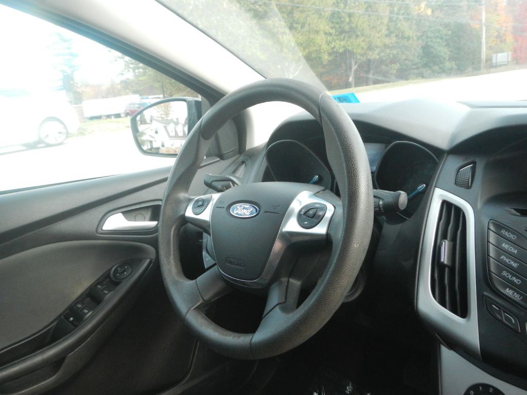 2014 Ford Focus Image 22