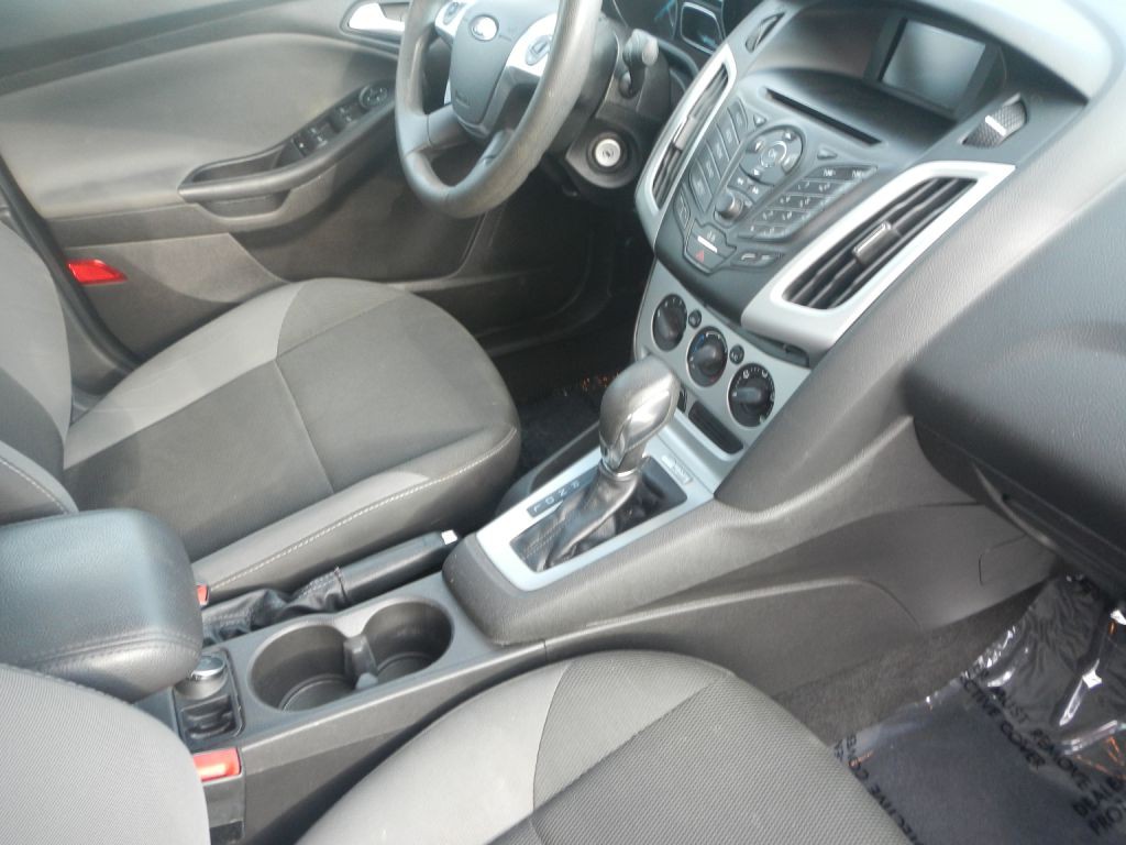 2014 Ford Focus Image 26