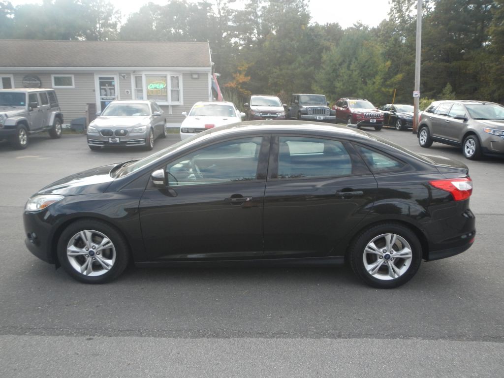 2014 Ford Focus Image 38