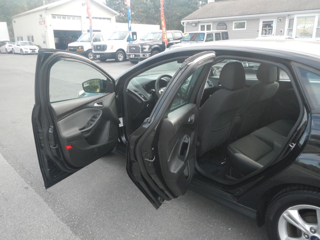 2014 Ford Focus Image 39