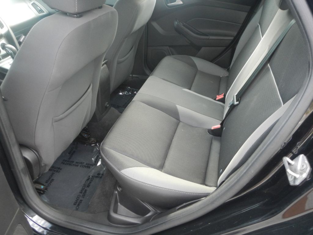 2014 Ford Focus Image 41