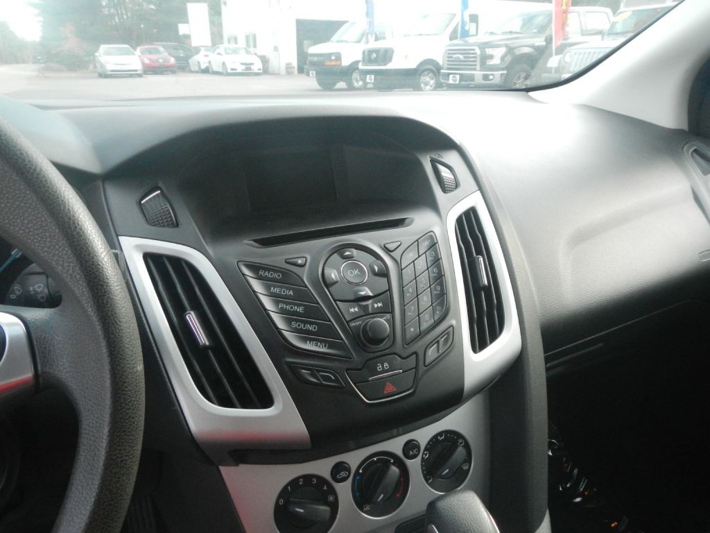 2014 Ford Focus Image 51