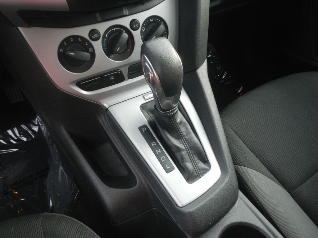 2014 Ford Focus Image 52