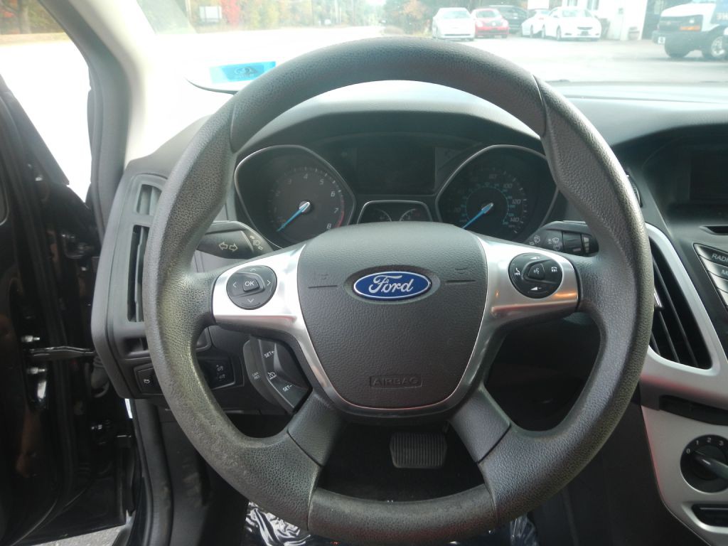 2014 Ford Focus Image 53