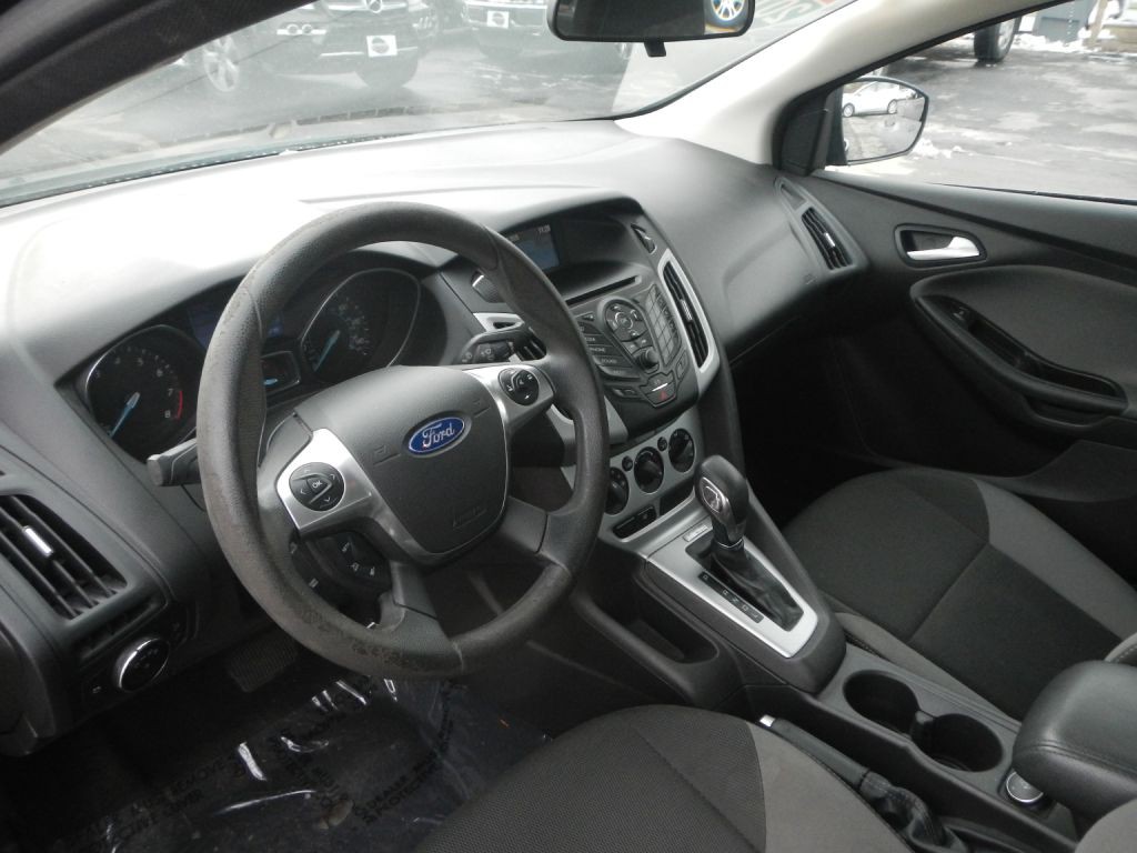 2014 Ford Focus Image 10