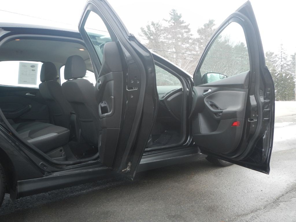 2014 Ford Focus Image 16