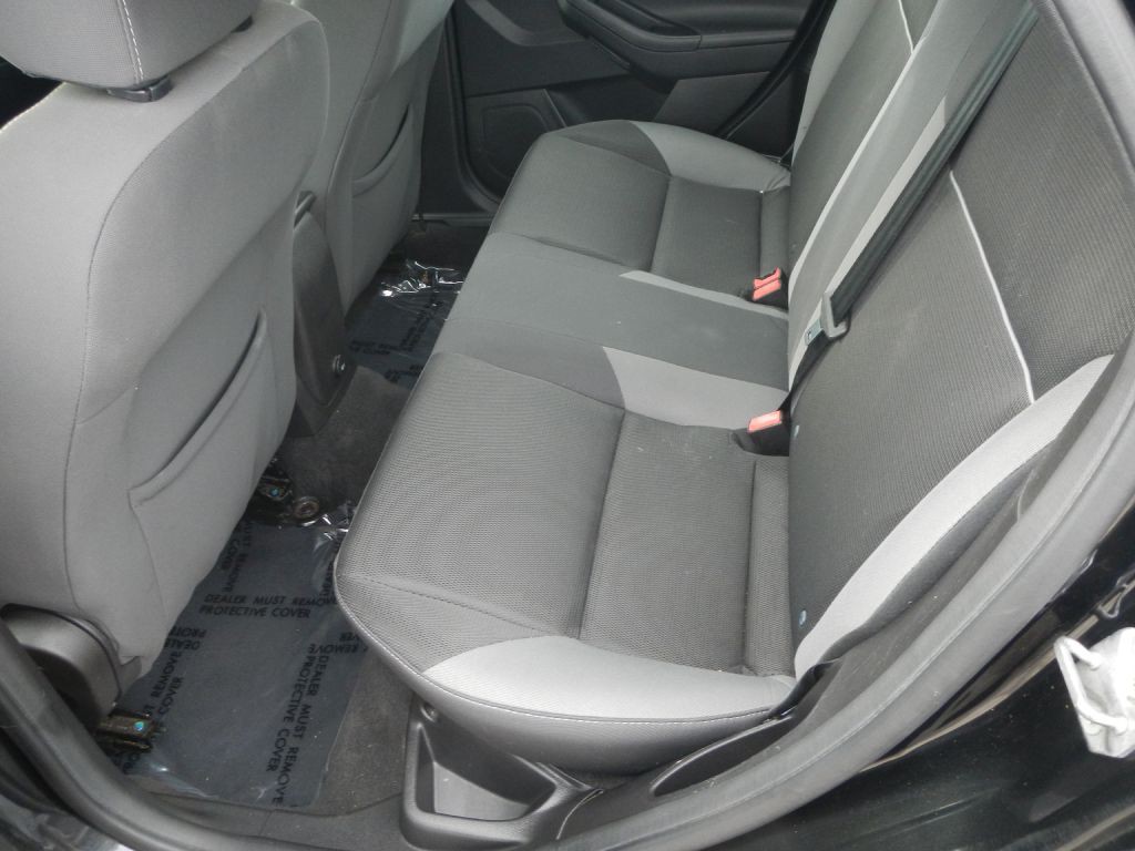 2014 Ford Focus Image 40