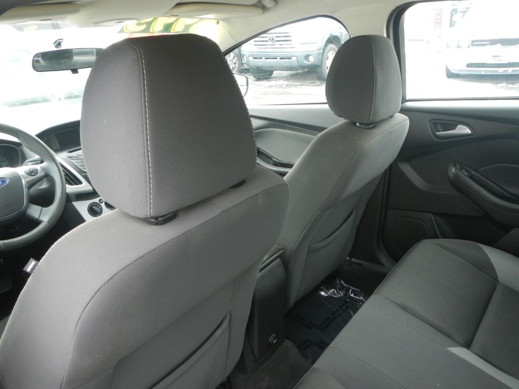 2014 Ford Focus Image 42