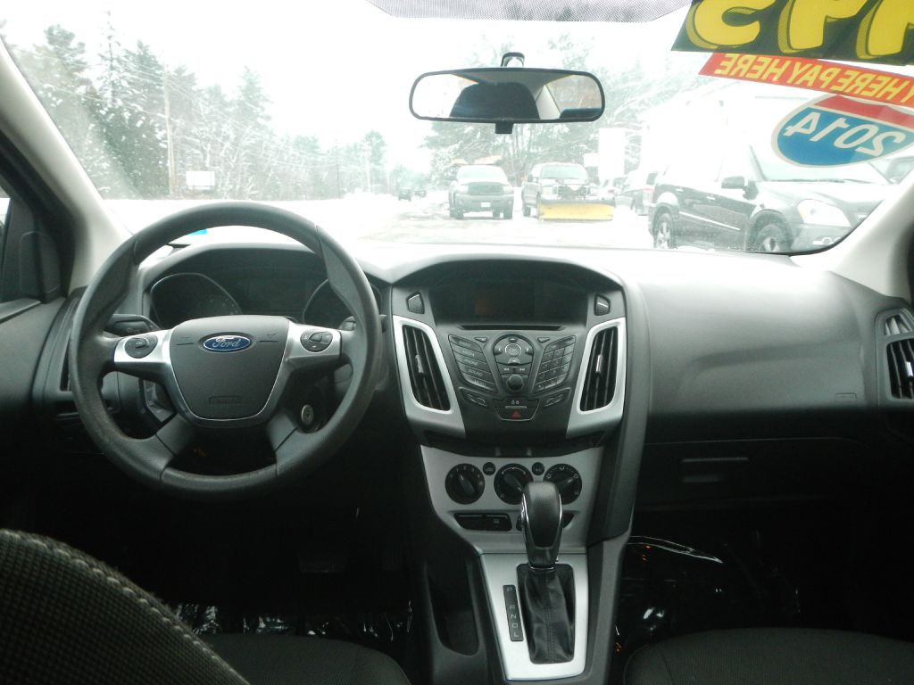 2014 Ford Focus Image 43