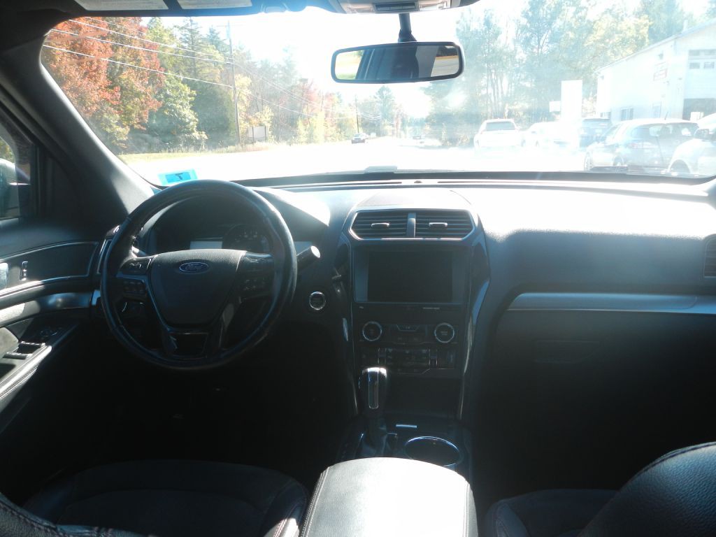 2018 Ford Explorer Image 29