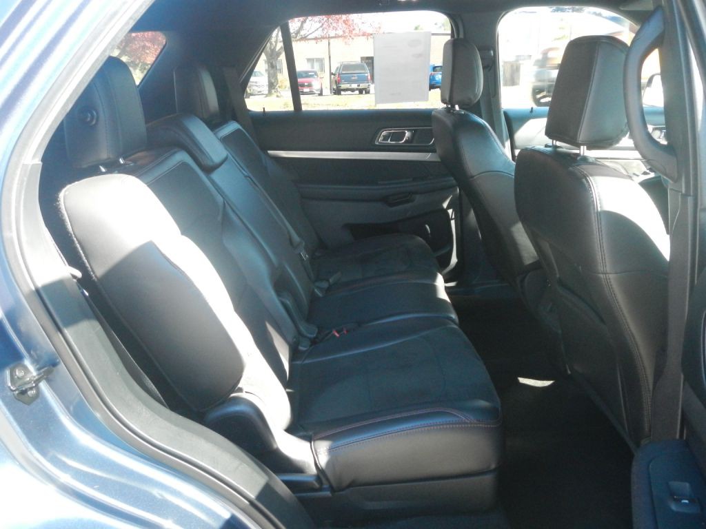 2018 Ford Explorer Image 30