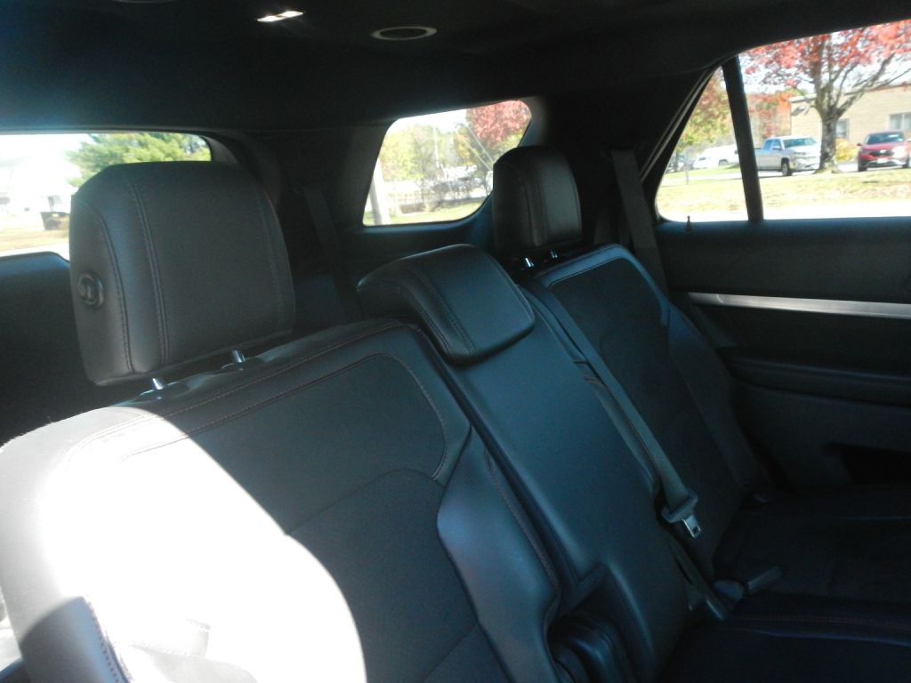 2018 Ford Explorer Image 31