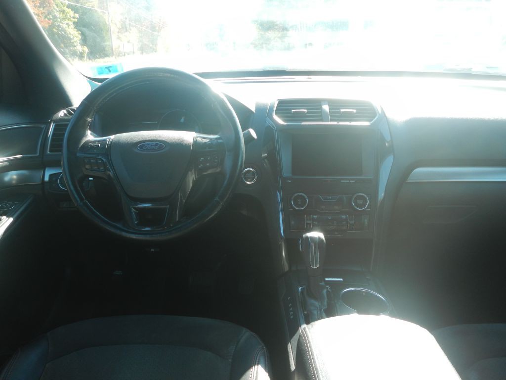 2018 Ford Explorer Image 48