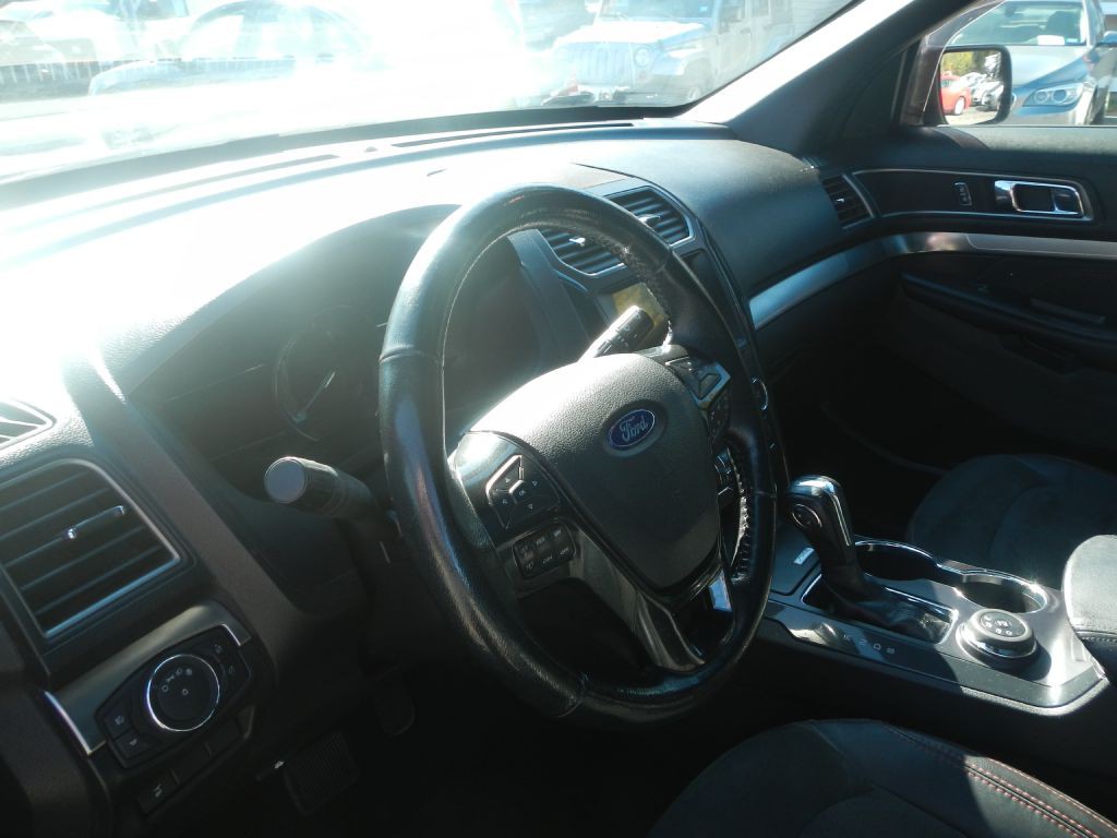 2018 Ford Explorer Image 54
