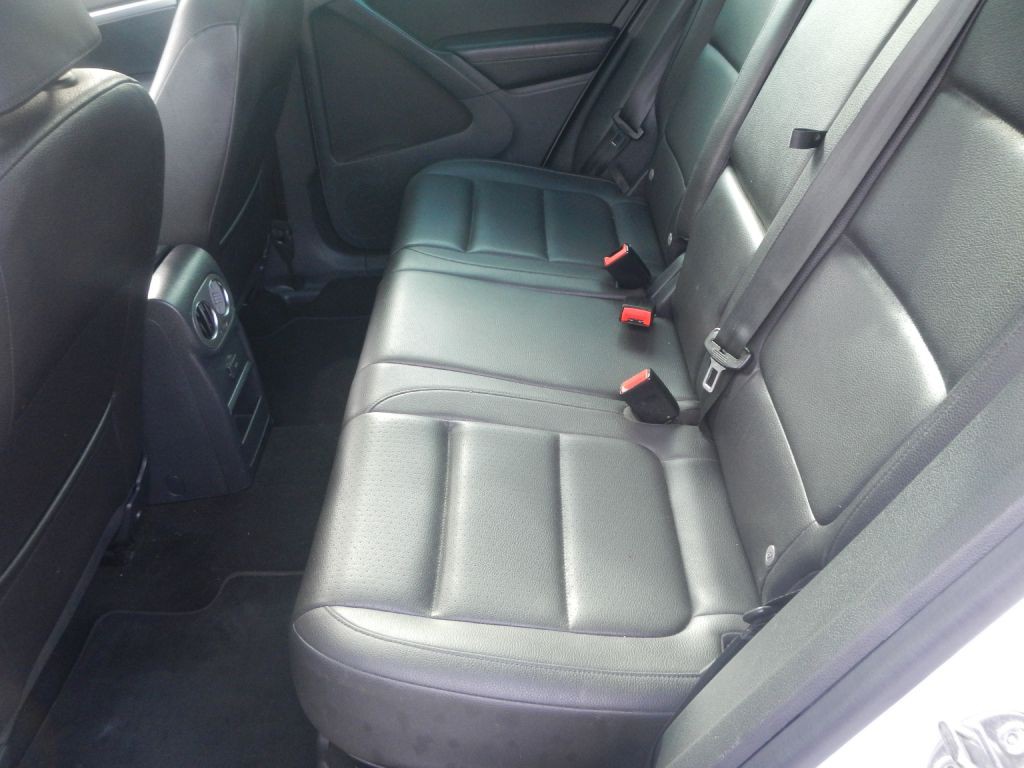 2016 Volkswagen Tiguan Image 45