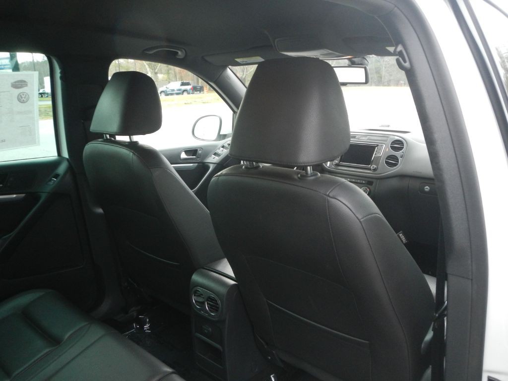 2016 Volkswagen Tiguan Image 25