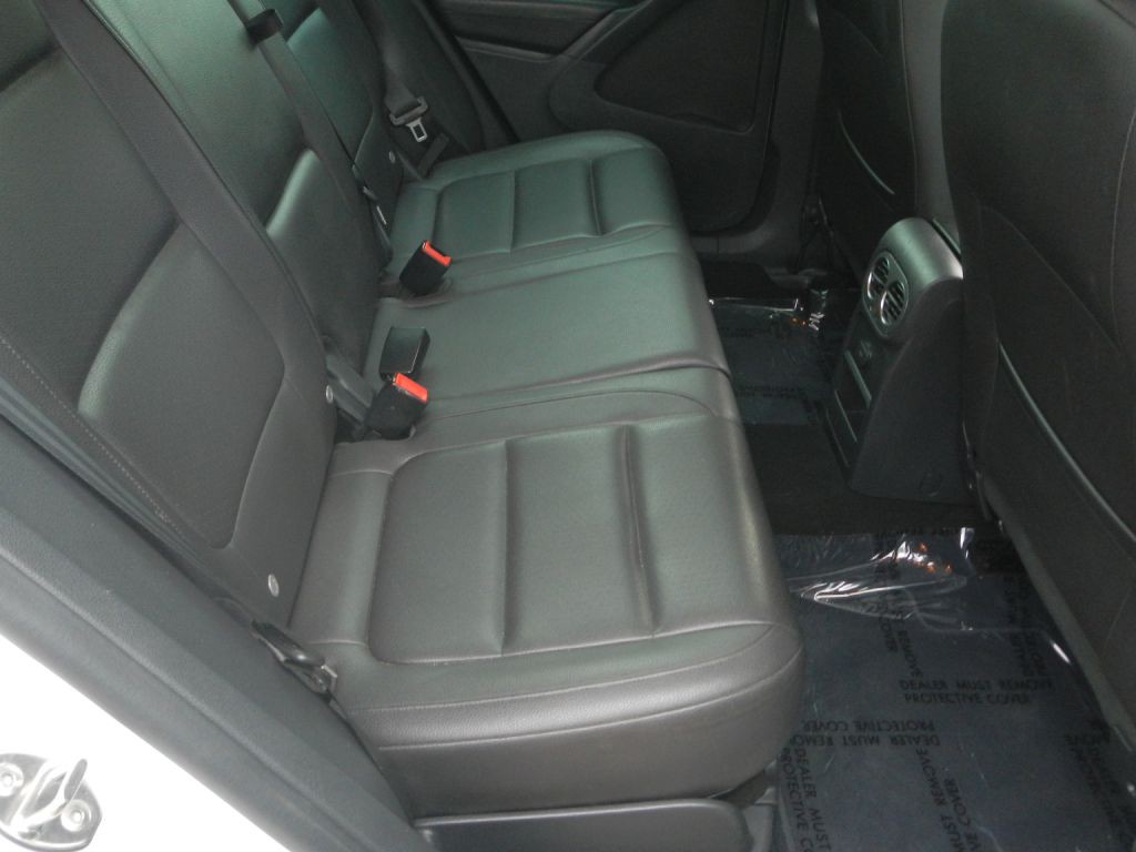2016 Volkswagen Tiguan Image 28