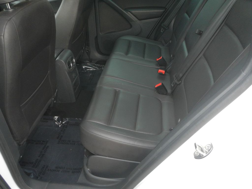 2016 Volkswagen Tiguan Image 42