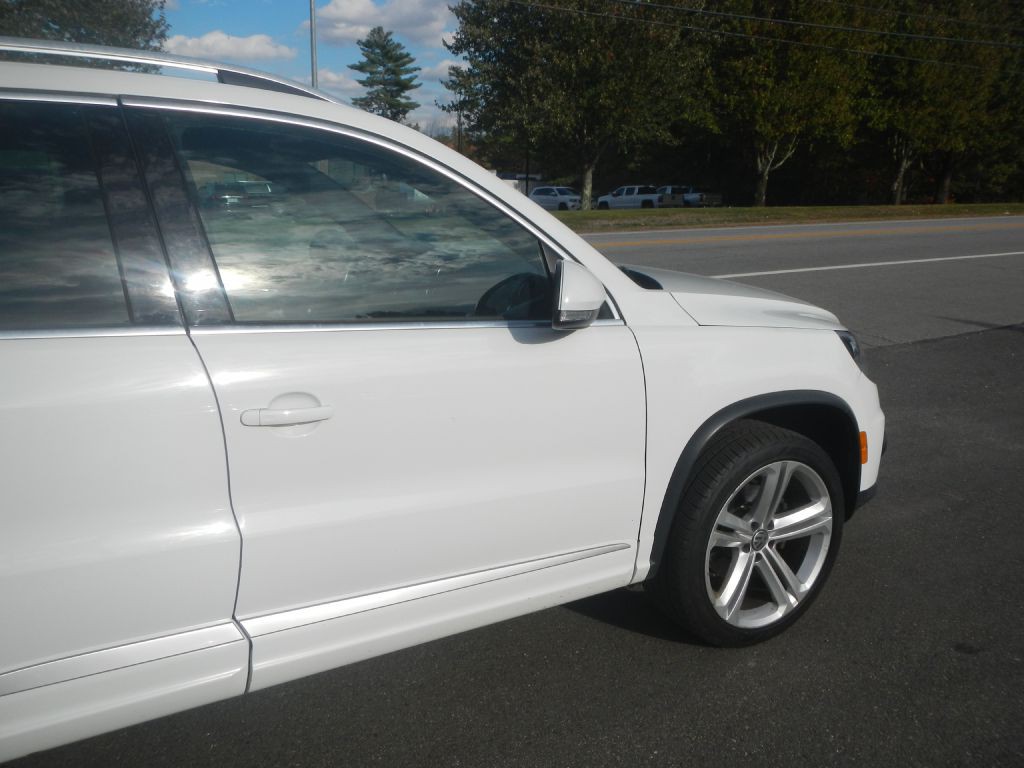 2016 Volkswagen Tiguan Image 12