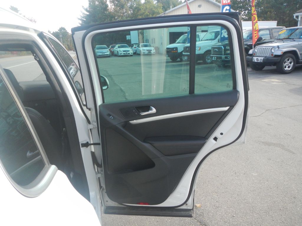 2016 Volkswagen Tiguan Image 25